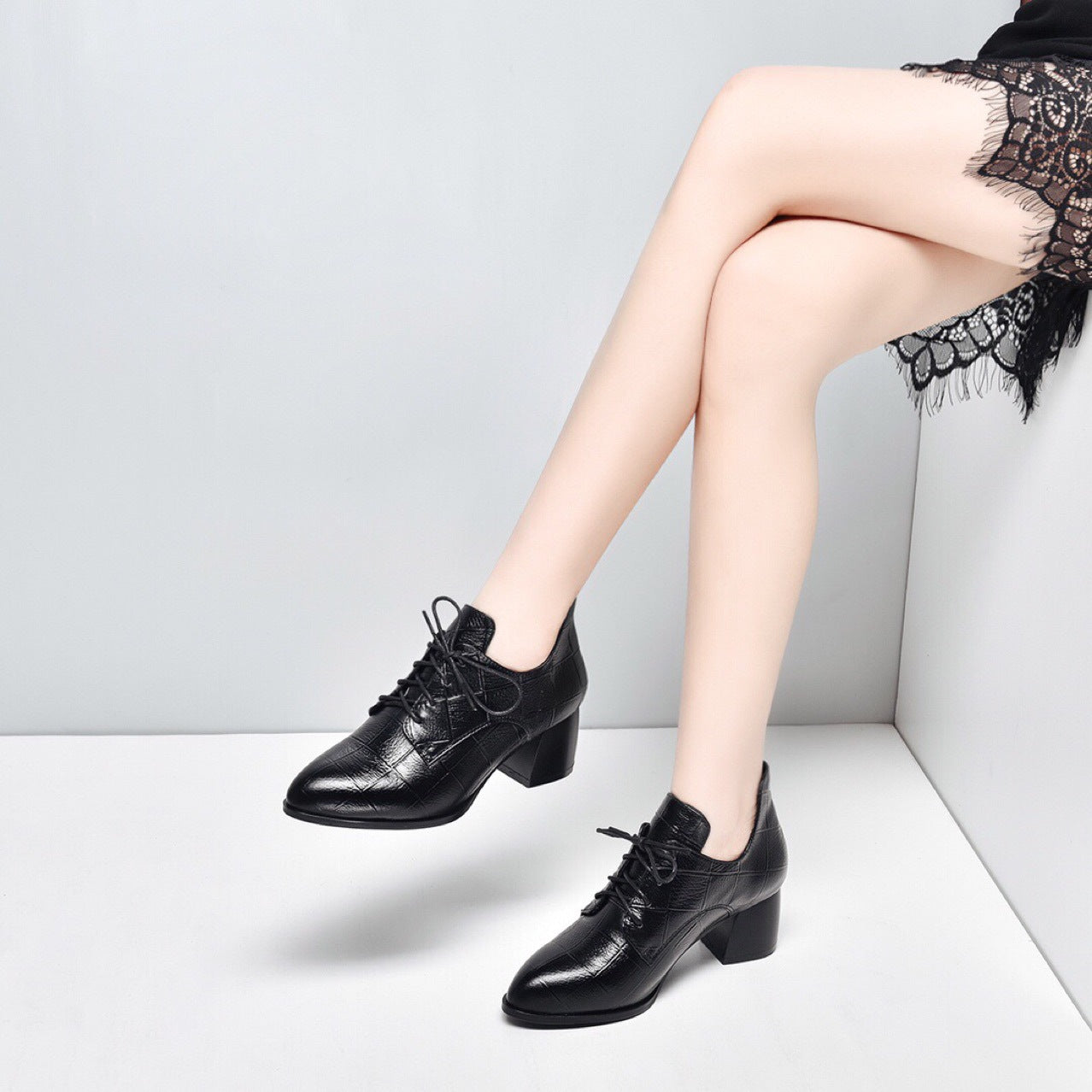 Women's Genuine Mid Pointed Toe Single-layer Thick Casual Shoes