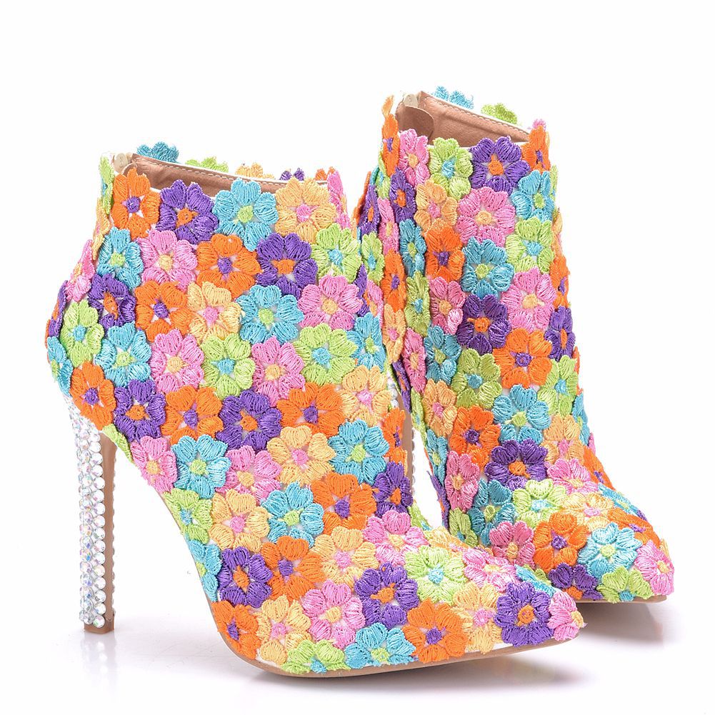 Women's Large Size Stiletto Pointed Martin Motorcycle Ethnic Boots
