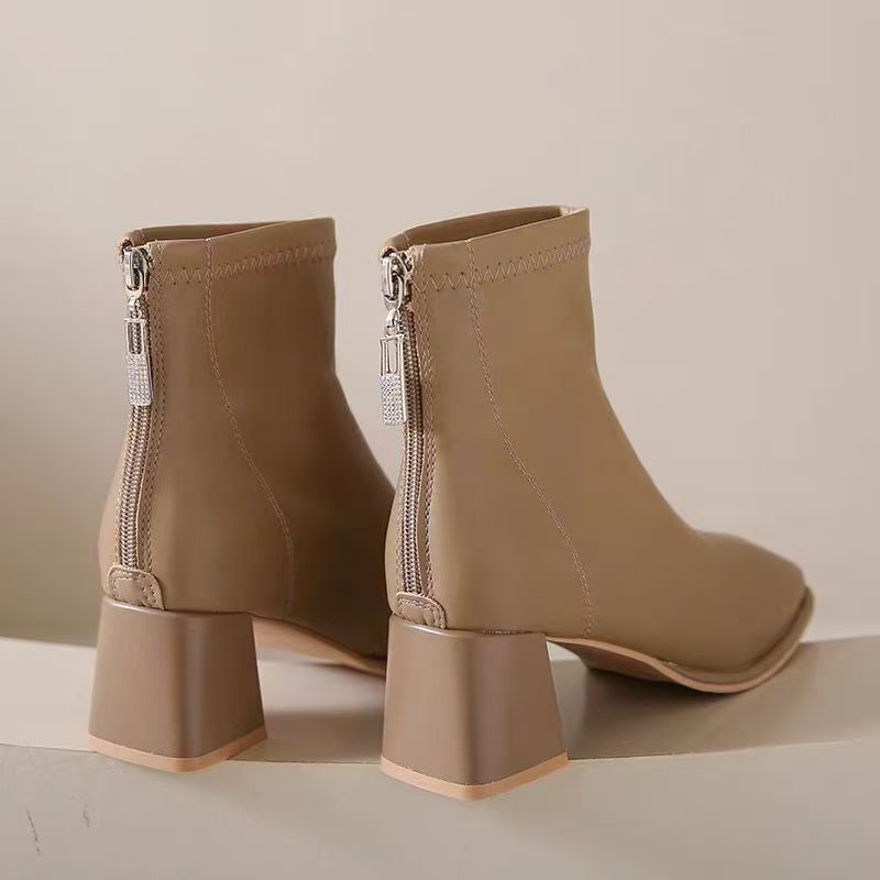 Women's Skinny Slimming Martin Square Toe Ankle Fleece-lined Small Fashionable White Women's Leather Boots