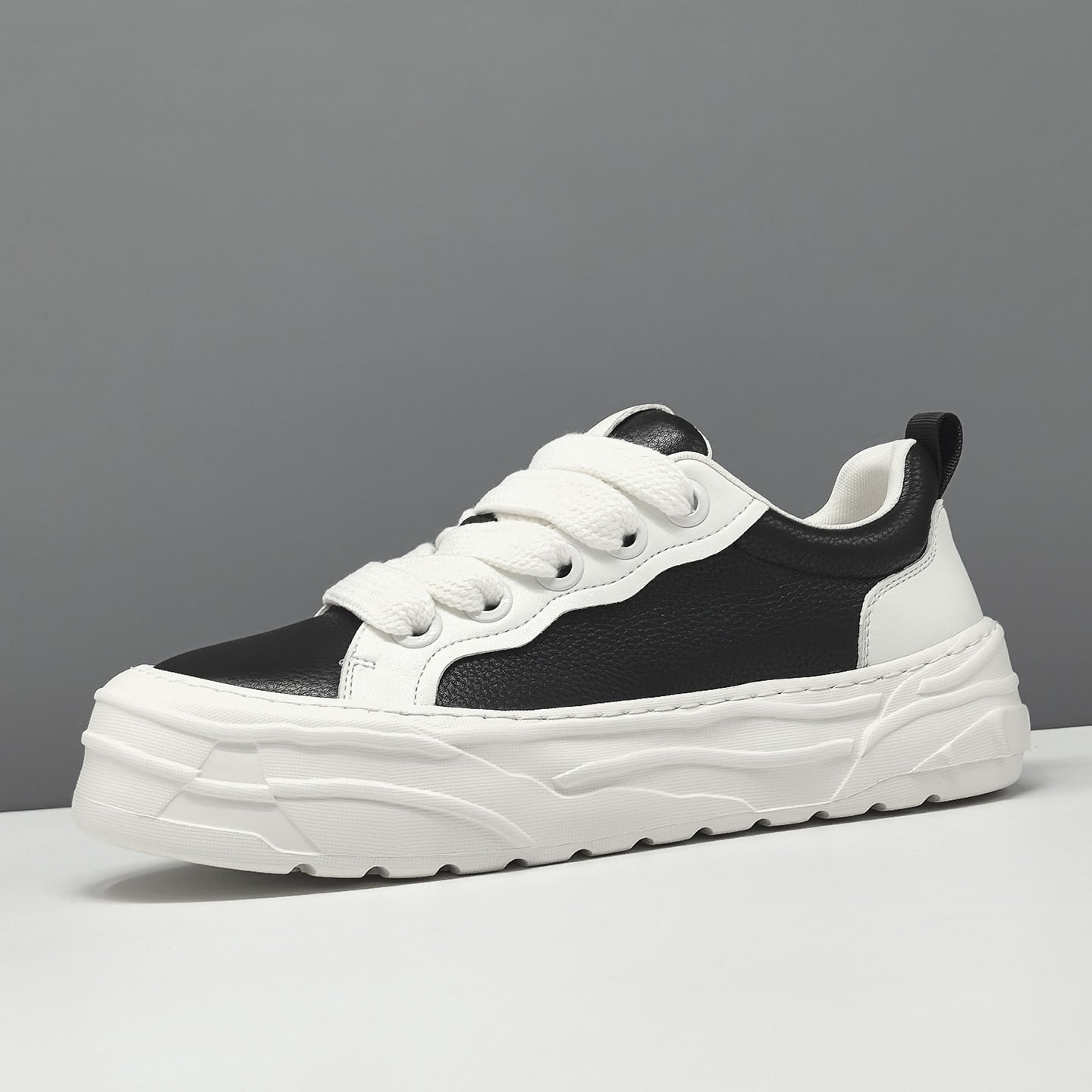 Men's First Layer Cowhide Breathable Fashionable Fashion Casual Shoes
