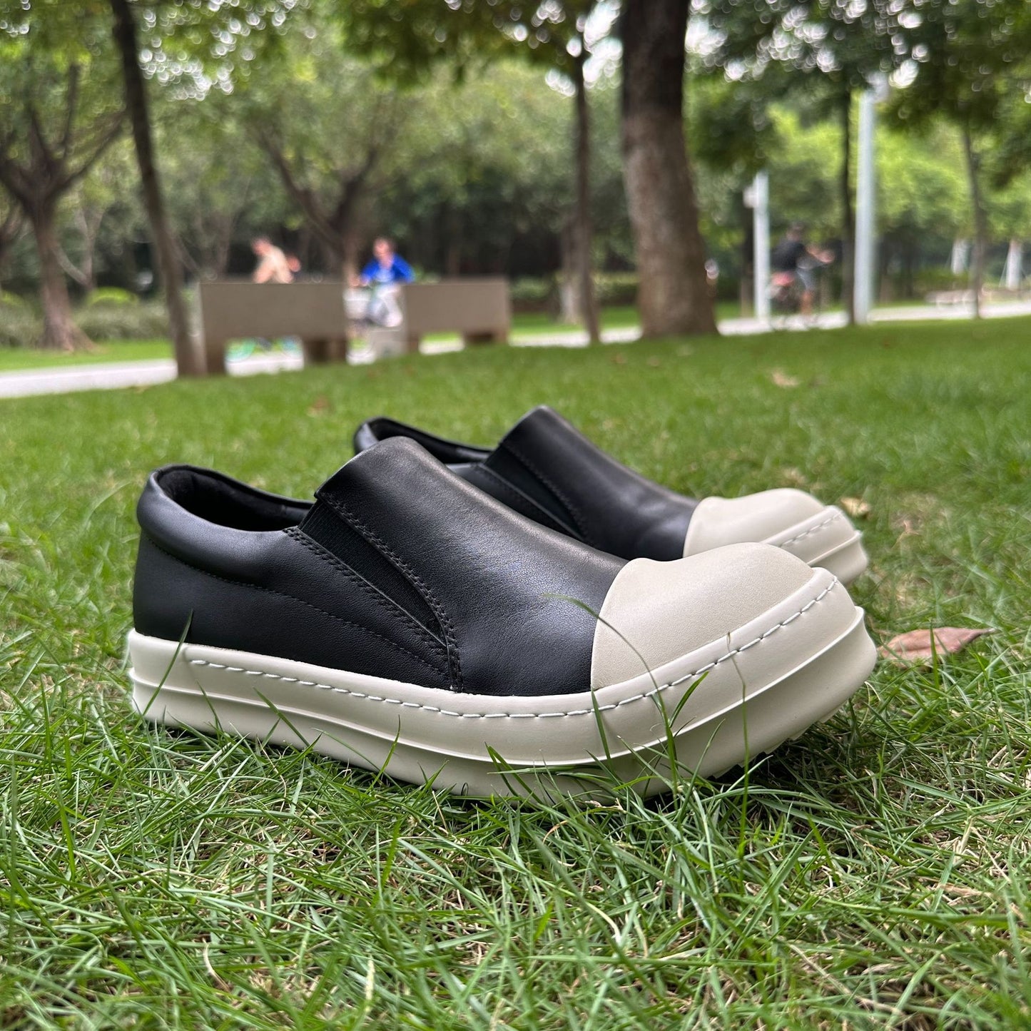 Men's Slip-on Surface Milk Fragrance Thick Bottom Sneakers