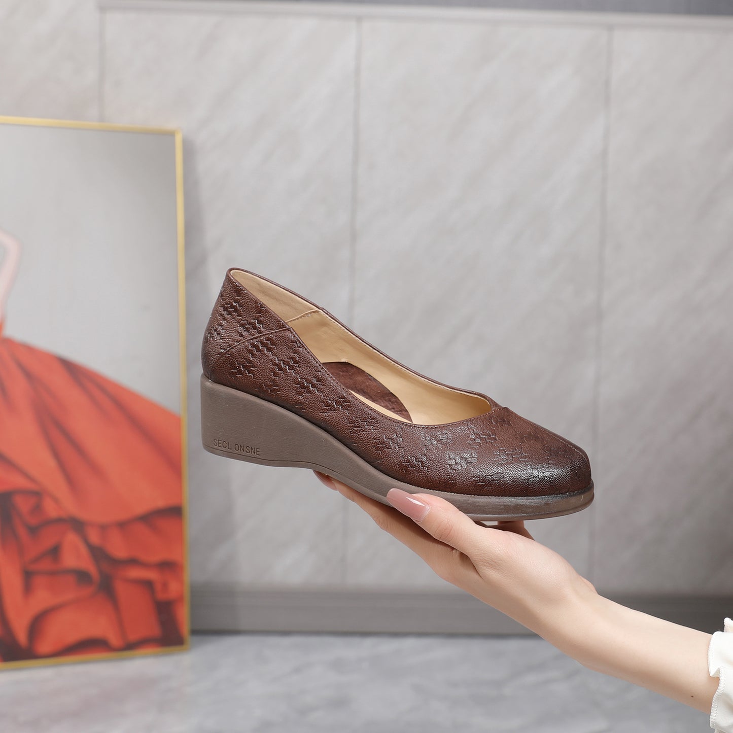 Women's Formal Wear Low-cut Top Layer Cowhide Mid Casual Shoes