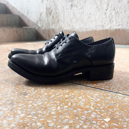 Men's Horse Niche Ruffle Pointed Washed Derby Leather Shoes