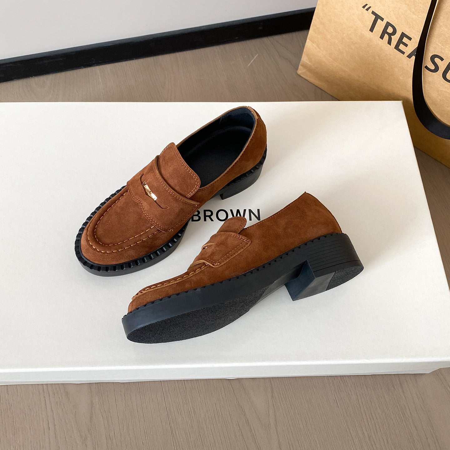 Women's All Genuine Autumn Small Gold Coin Loafers