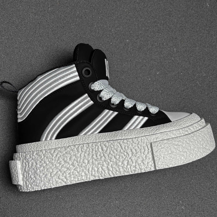 Men's Spring White Thick Sole Height Increasing Sneakers