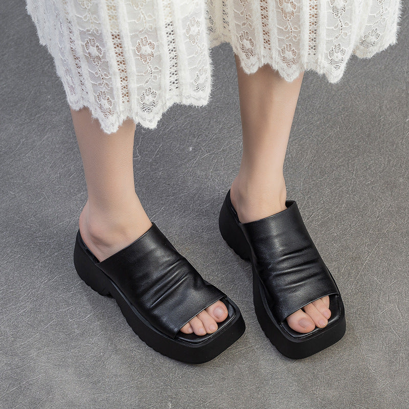 Women's Retro Muffin Outdoor Comfortable Small Height Slippers