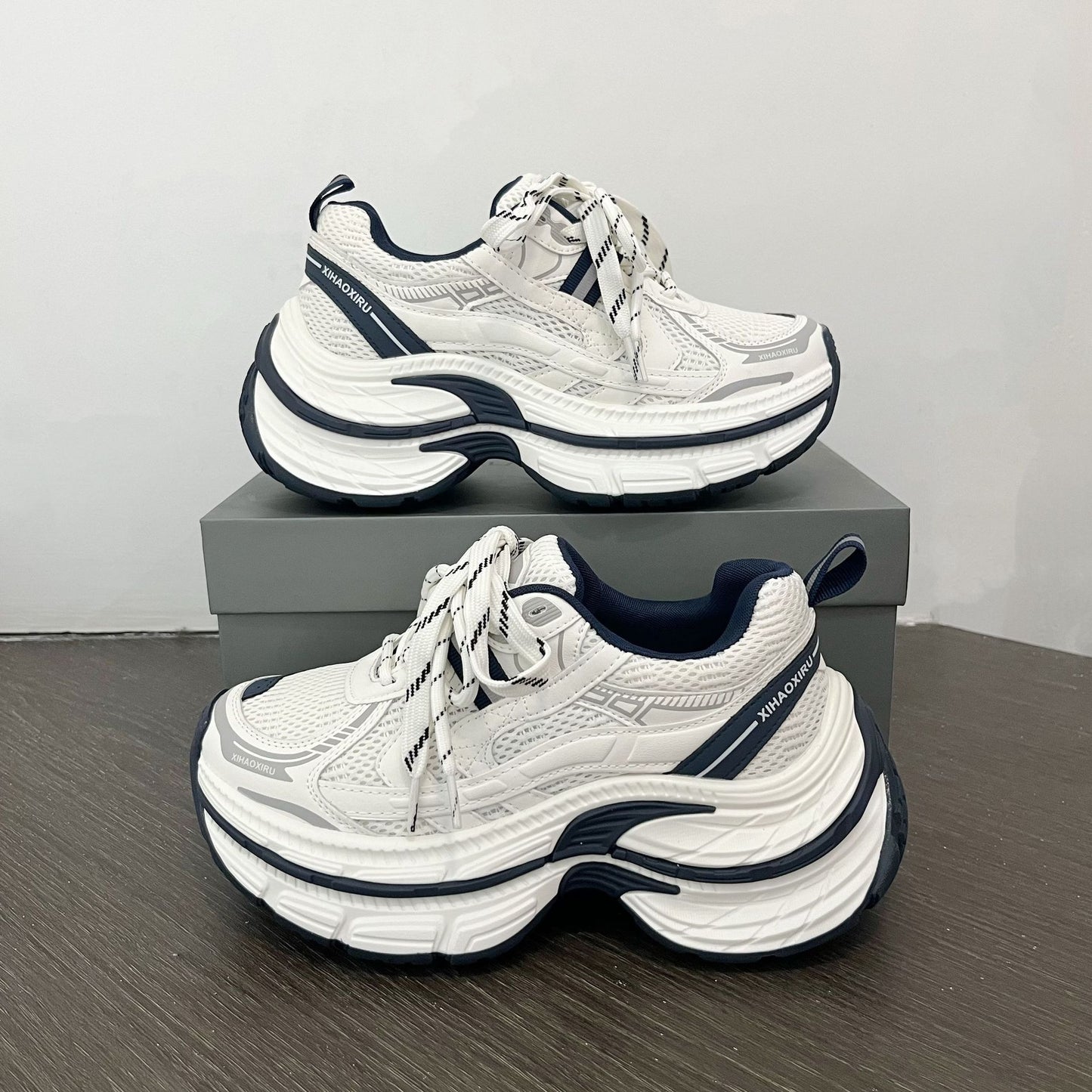 Women's Early Spring Fashion Platform Daddy Heightened Women's Casual Shoes