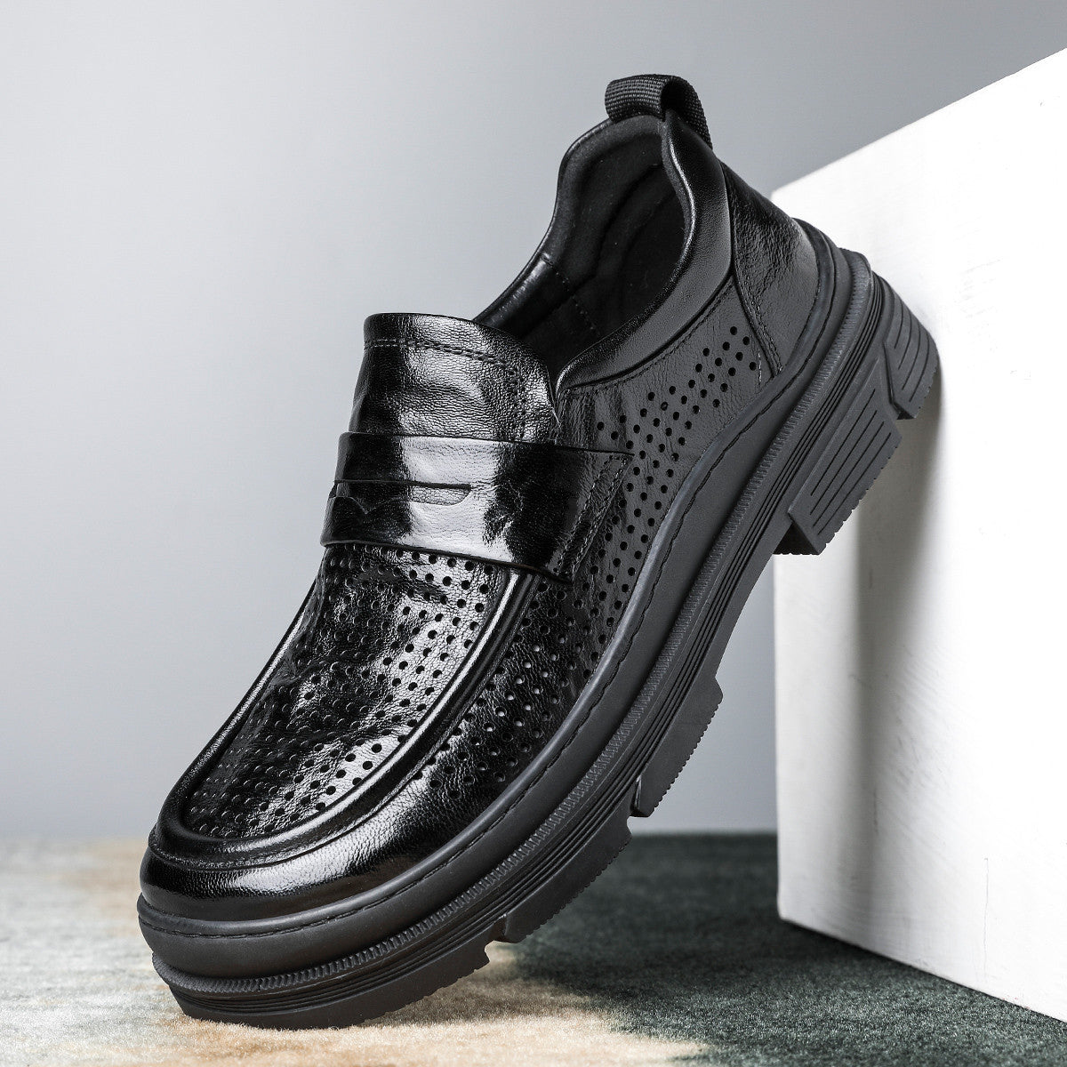 Men's Slip-on British Style Genuine Business Trends Leather Shoes