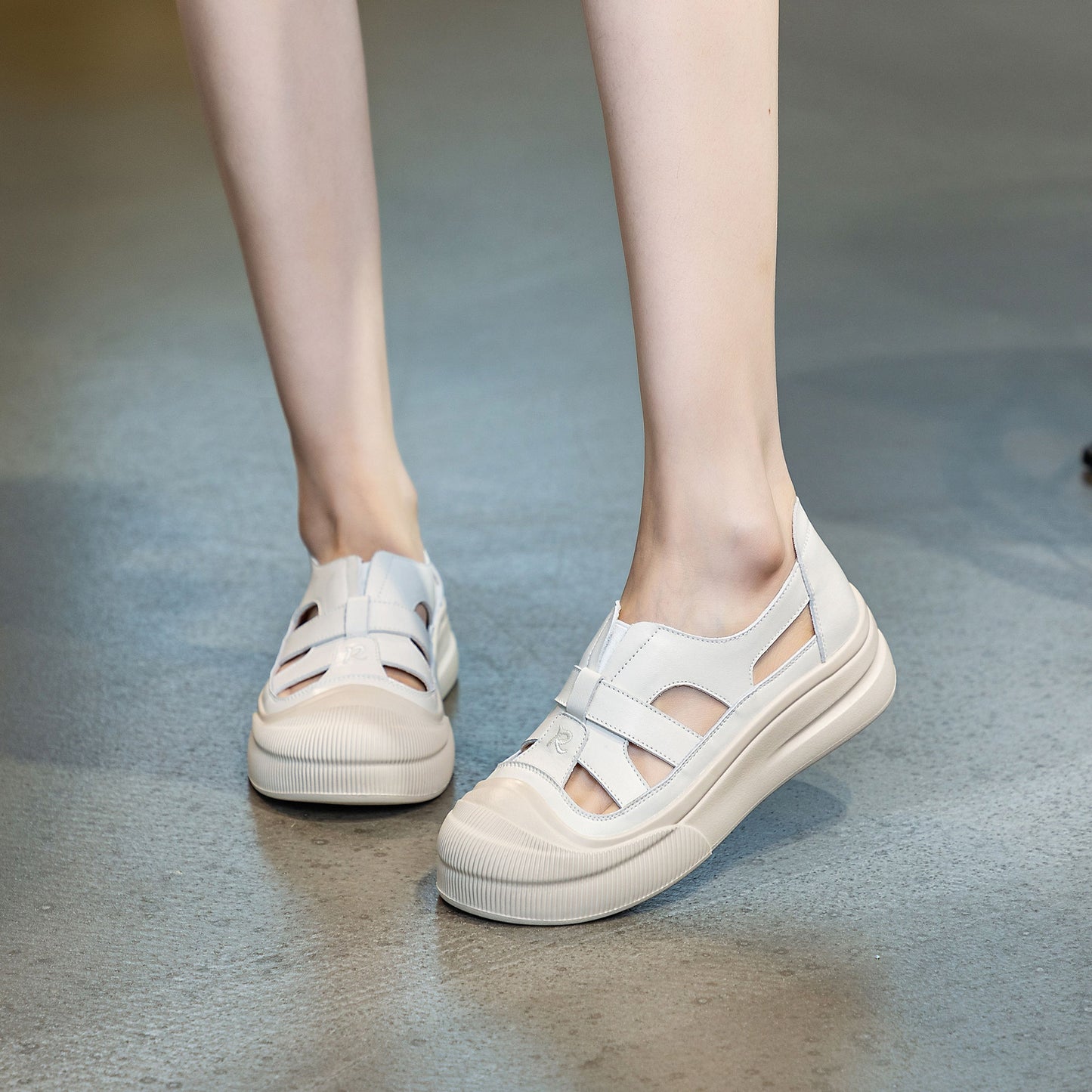 Women's Platform Top Layer Cowhide Sports Style Sandals