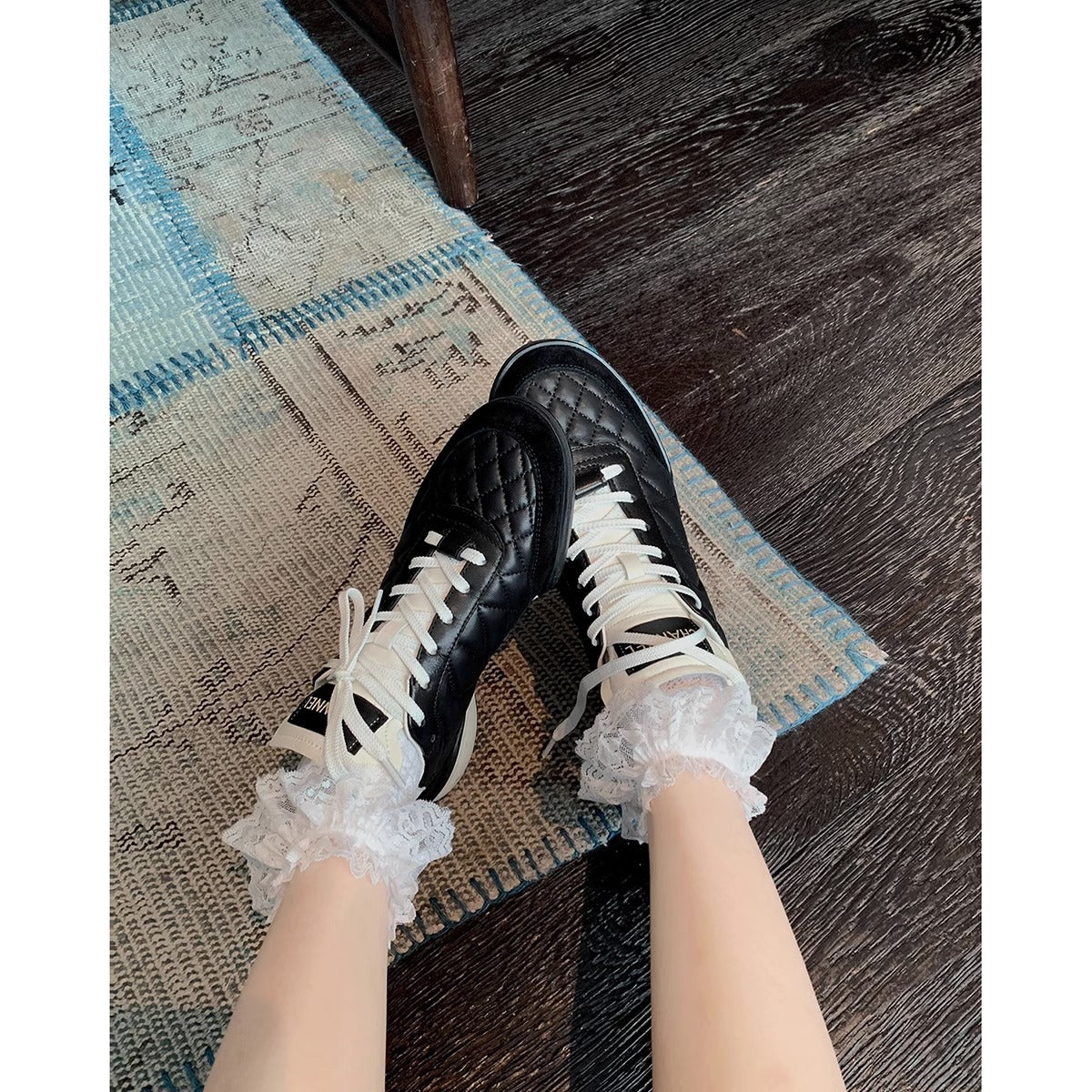 Women's Full Calf Skin Rhombus Sports Round Sneakers