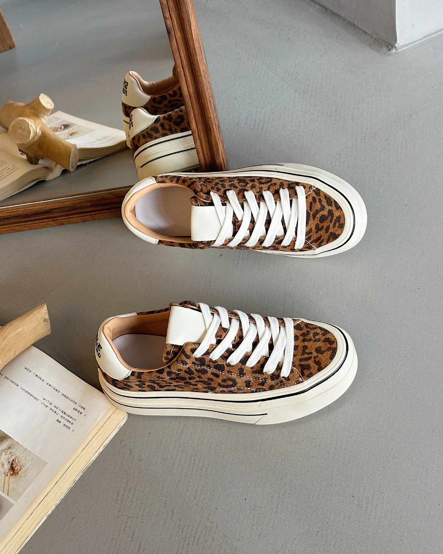 Women's Genuine Platform Board Top Layer Cowhide Comfortable Women's Casual Shoes