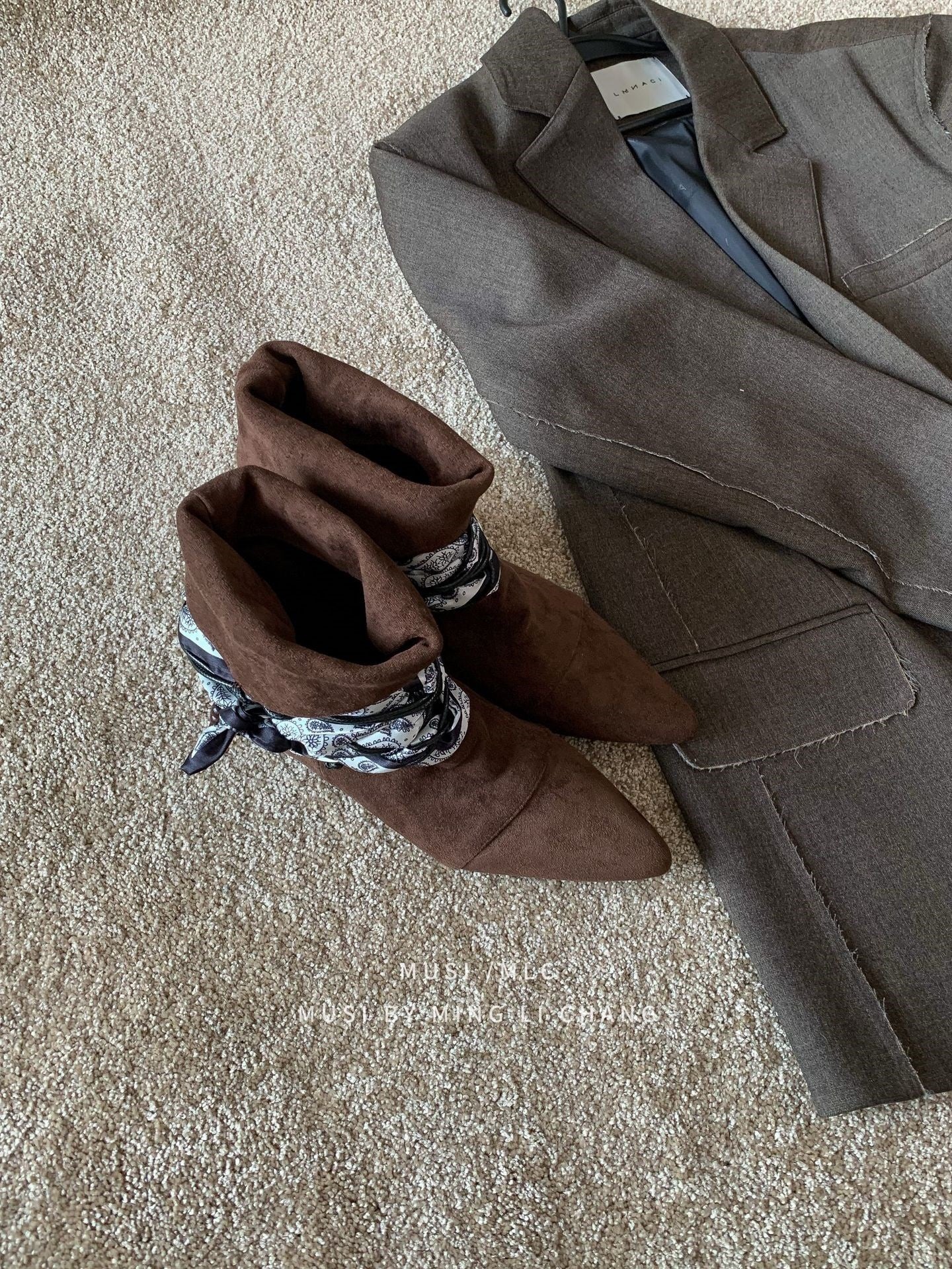 Women's Waste Soil Fashion Desert Tassel Knee-high Retro Knitted Belt Pointed Women's Leather Boots