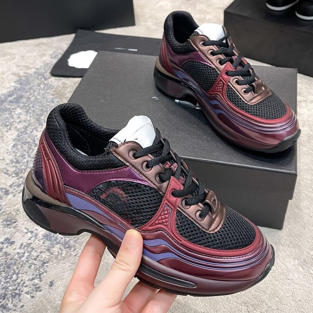 Women's Classic Style Sier Horn King Platform Dad Mesh Stitching Height Sneakers