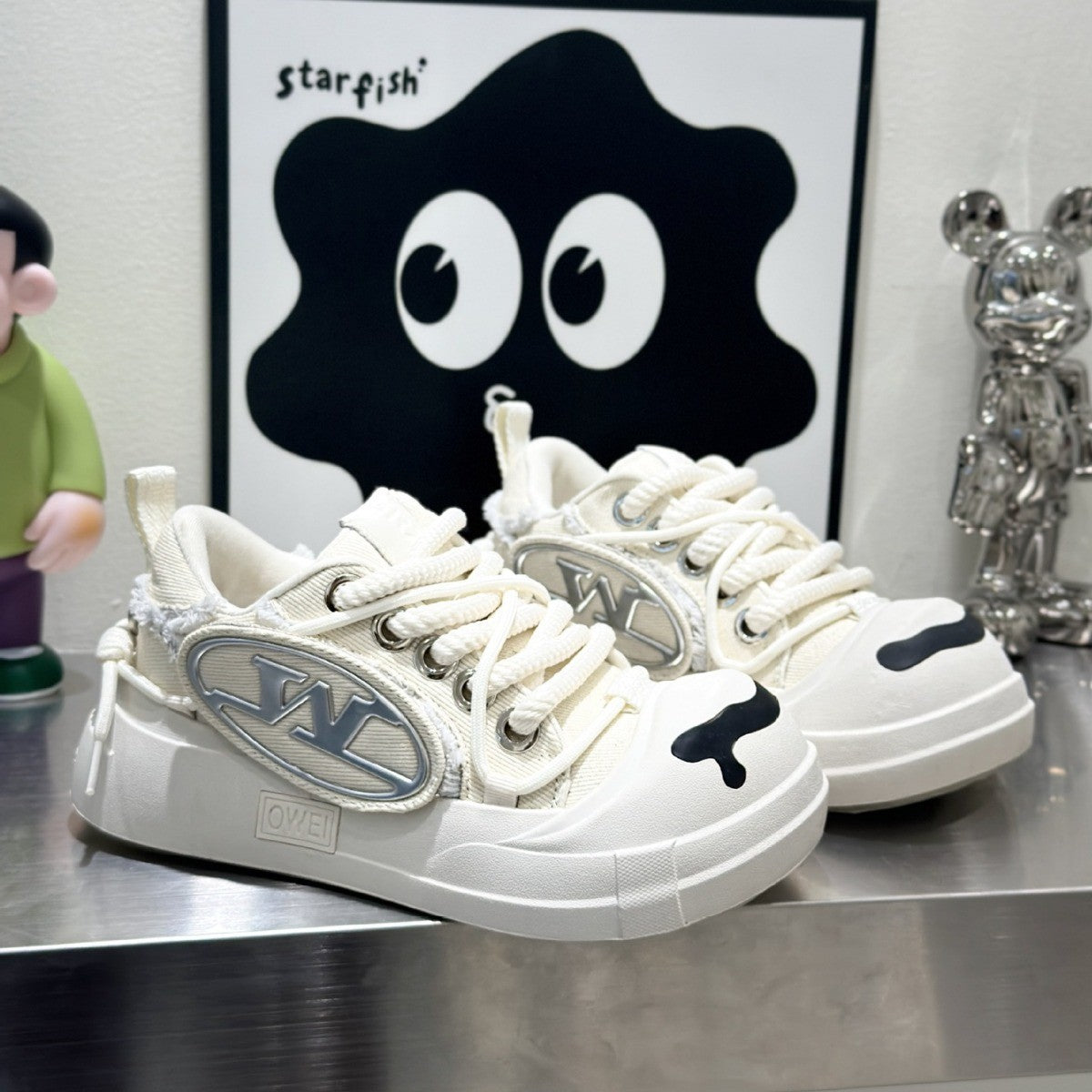Bottom Couple Ugly Cute Big Head Black Casual Shoes