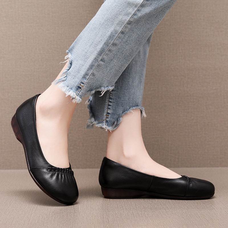 Women's Genuine Shallow Mouth Flat Plus Size Round Toe Casual Shoes