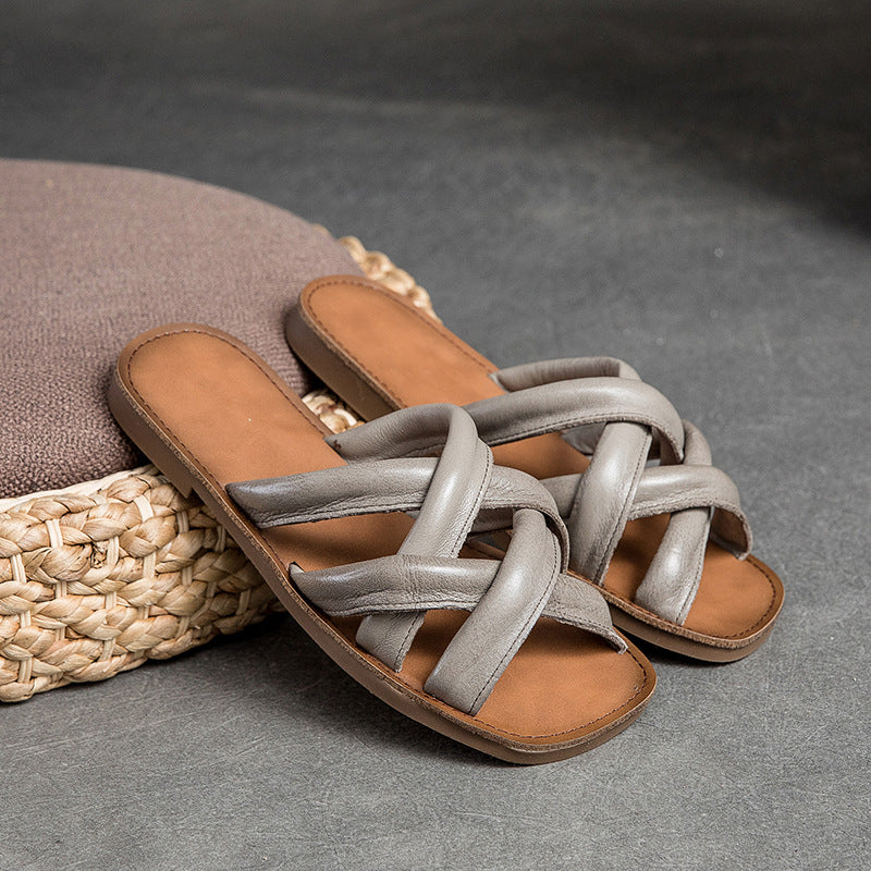 Women's Flat Round Toe Polished Retro Style Roman Sandals