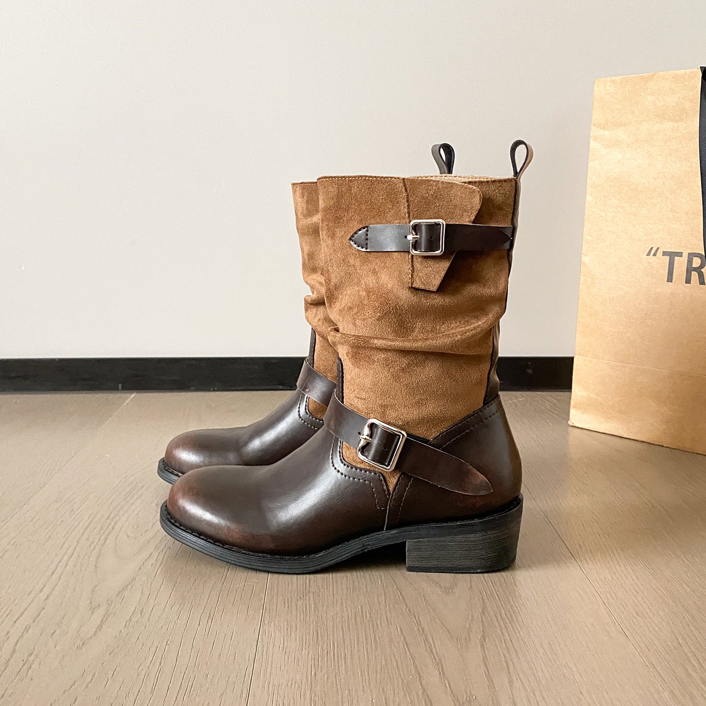 Women's Distressed Fashion Brushed Chunky Platform Knight Belt Buckle Length Loose Women's Leather Boots