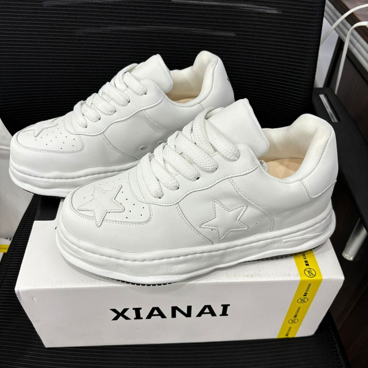 Women's & Men's Niche Invisible Height Increasing Dissoed Inner Sneakers