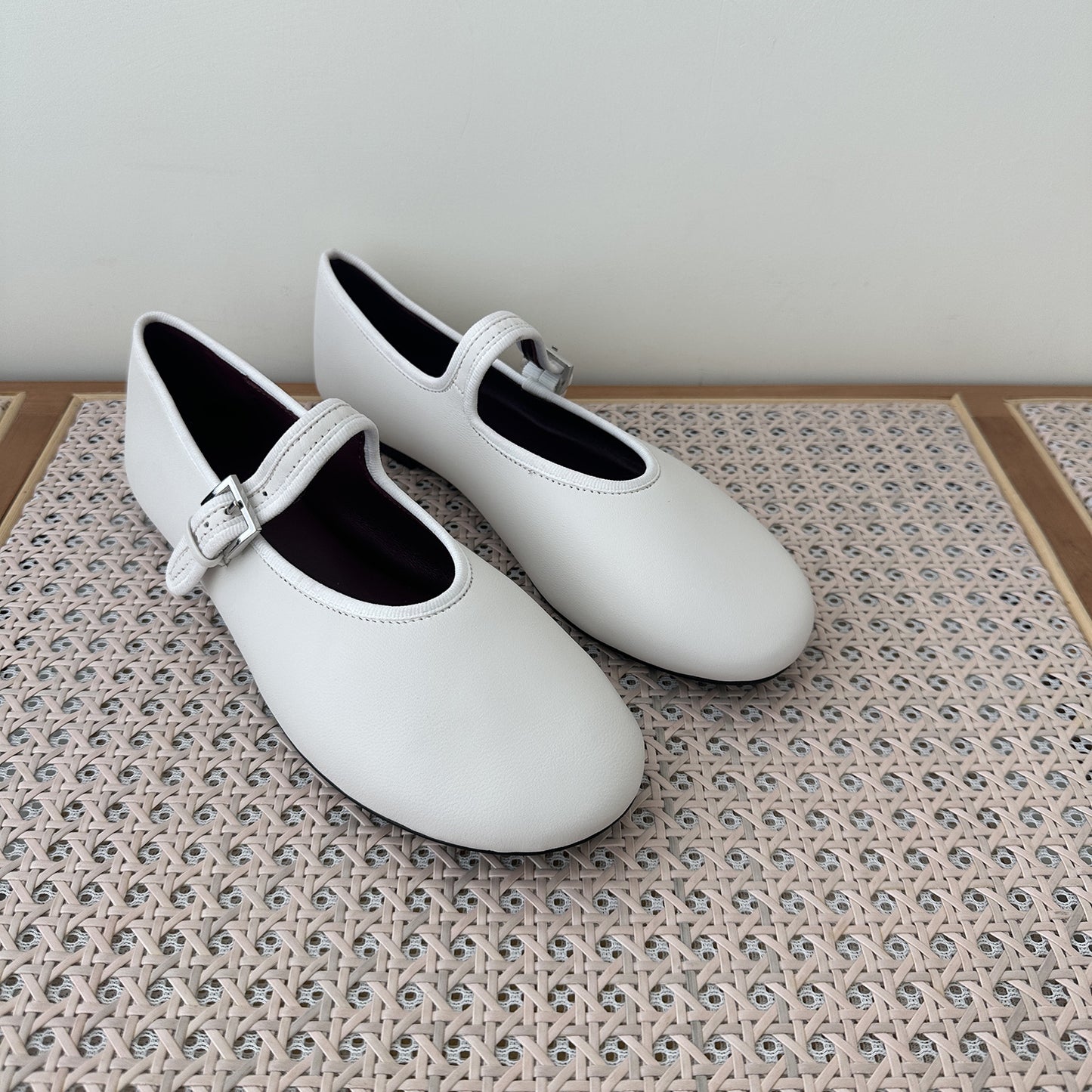 Women's Sheepskin Mary Jane Ballerina Flats Buckle Shallow Mouth Round Women's Shoes