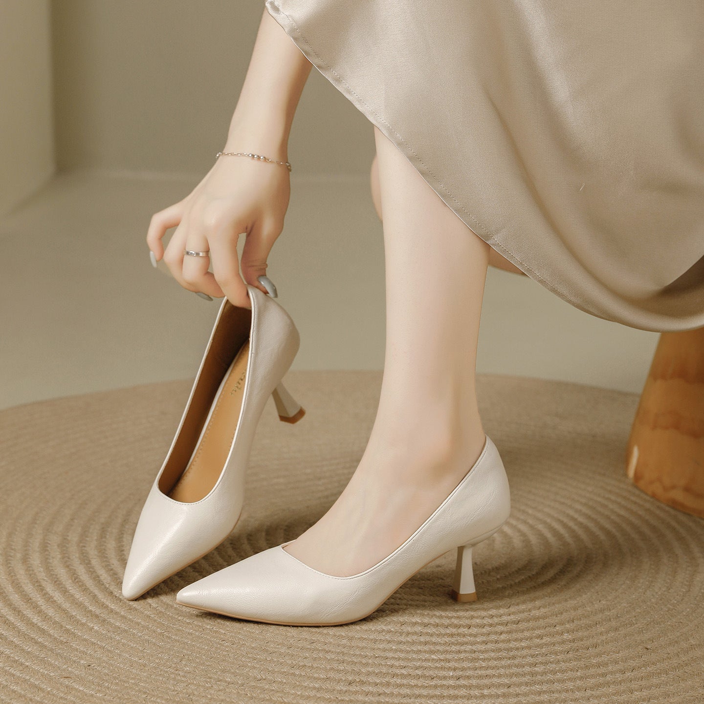Women's Low-cut Summer Temperament Wild Professional Commute Not Tired Feet Women's Fashion Shoes