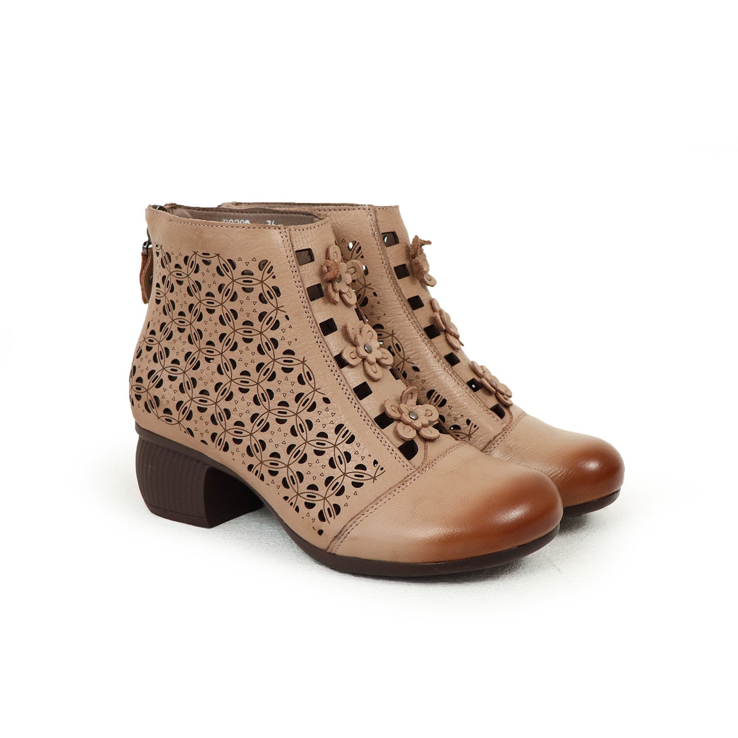 Women's Mom Genuine Retro Comfortable Hollow Soft Boots