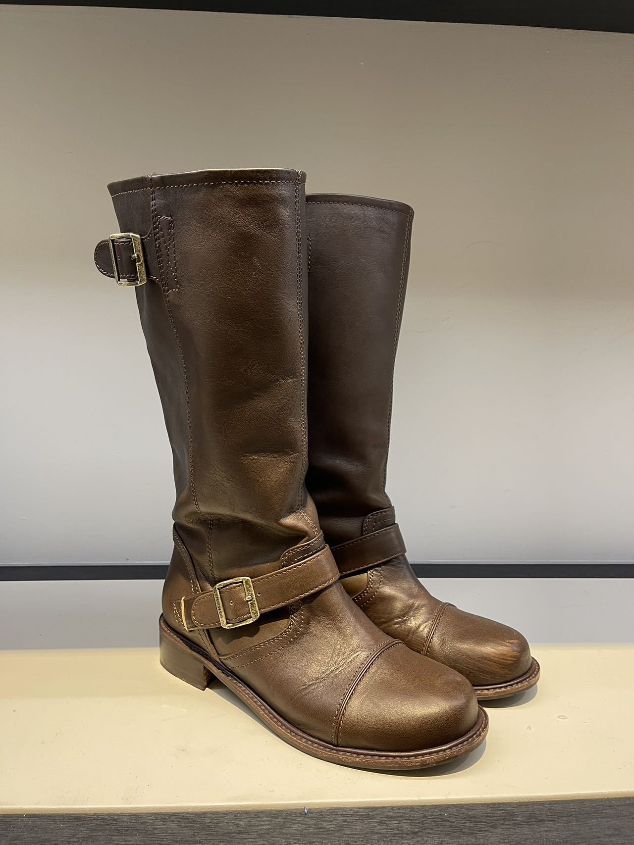 Women's Cowhide Sleeve Middle Martin Knight Boots