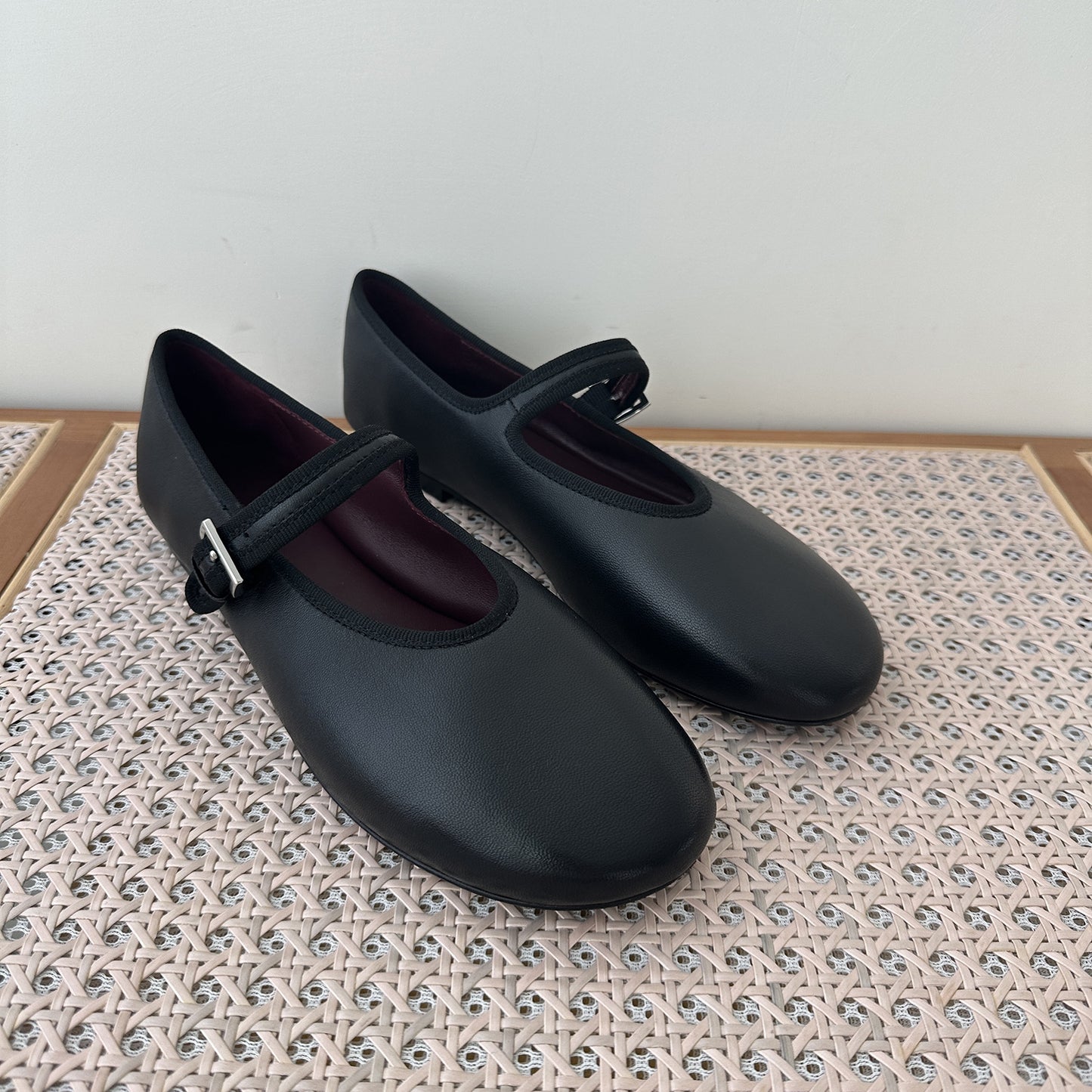 Women's Sheepskin Mary Jane Ballerina Flats Buckle Shallow Mouth Round Women's Shoes