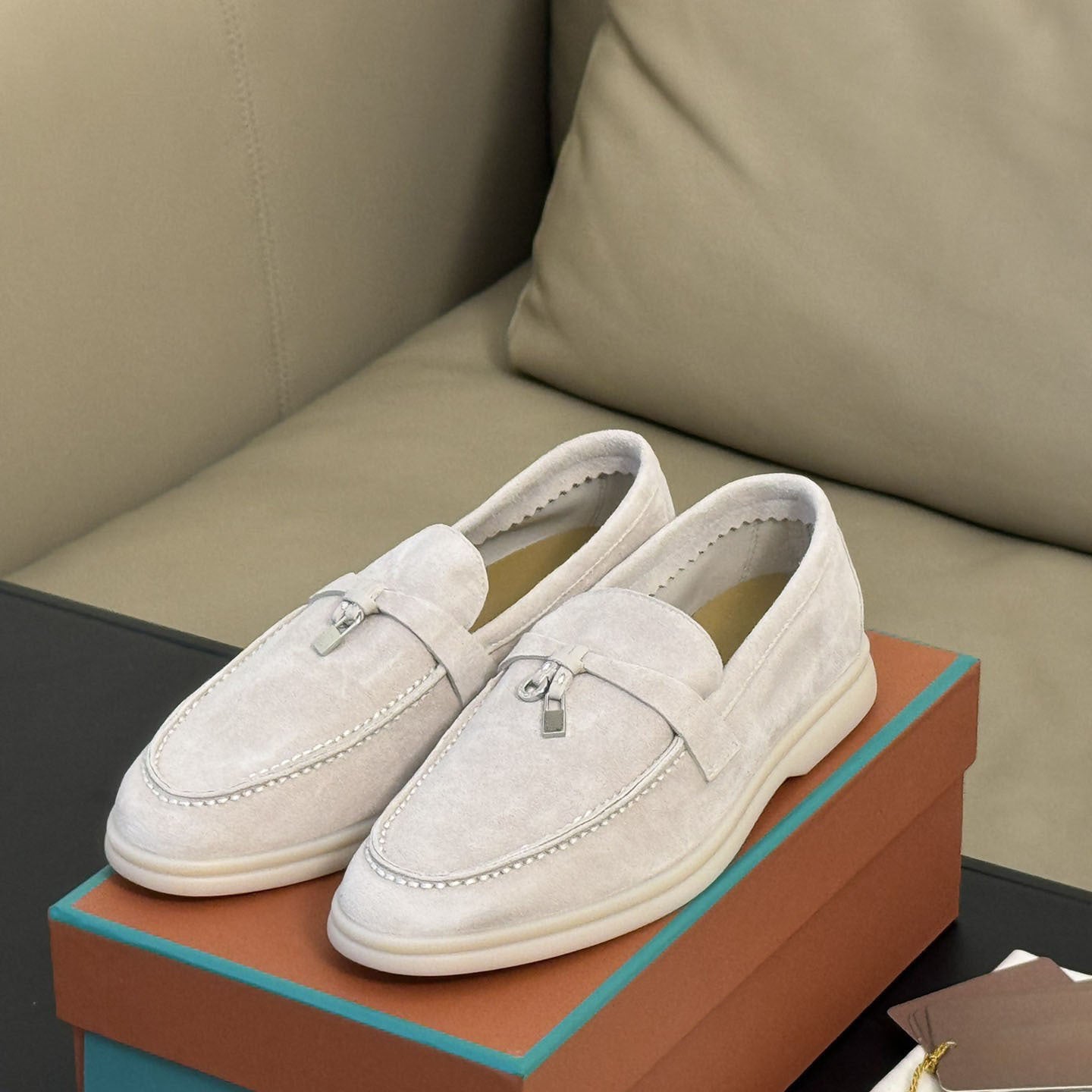 Women's & Men's Genuine Suede Round Toe Flat Shallow Loafers