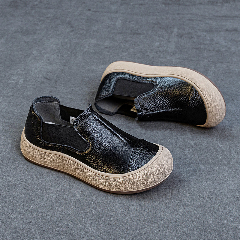 Women's Autumn Slip-on Simple Retro Handmade Round Toe Loose Commuter Flat Women's Casual Shoes