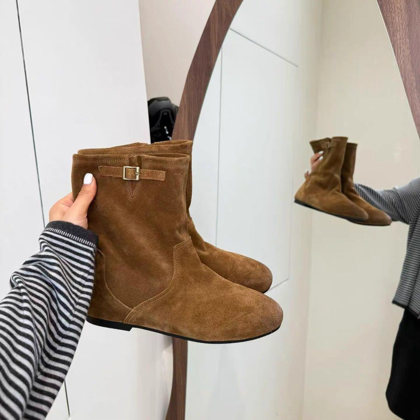 Women's Version Suede Round Toe Height Increasing Insole Western Boots