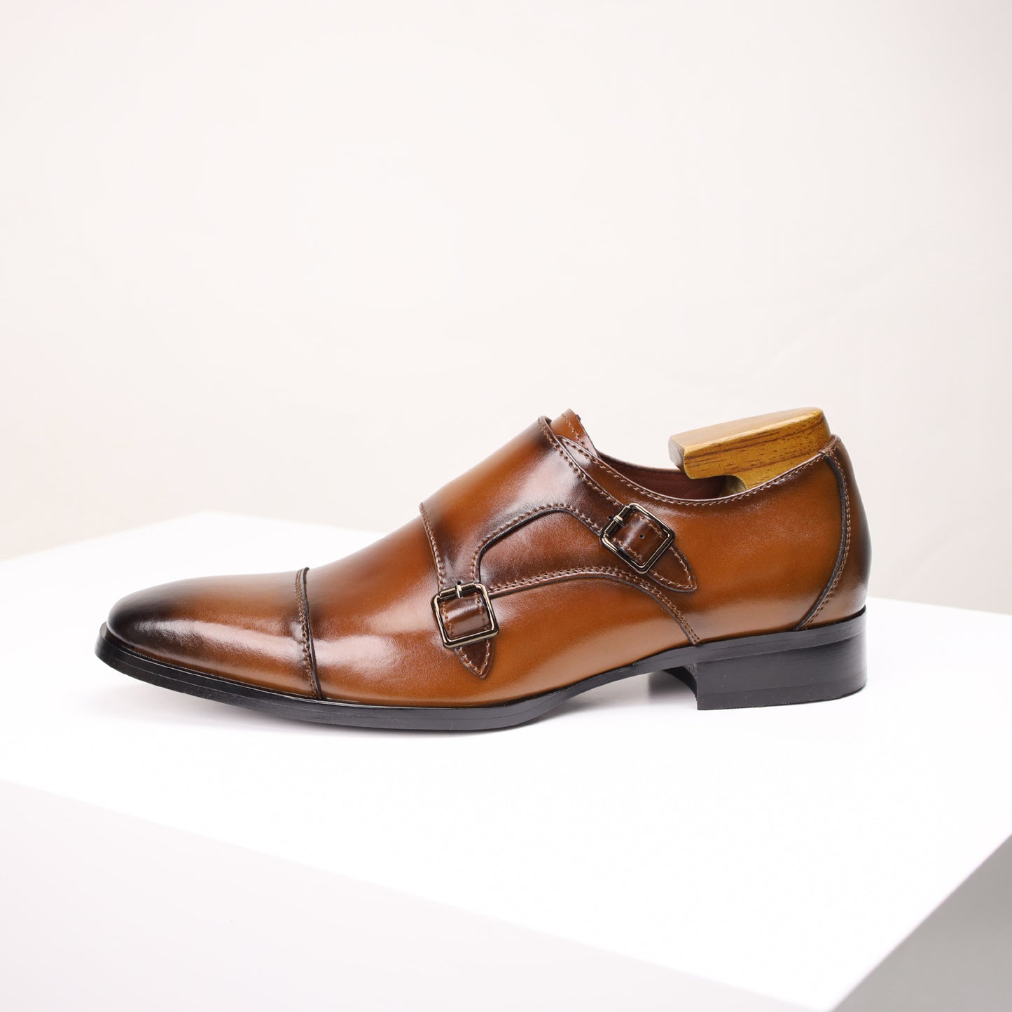 Men's Plus Size Gentleman British Style Formal Wear Men's Business Leather Shoes