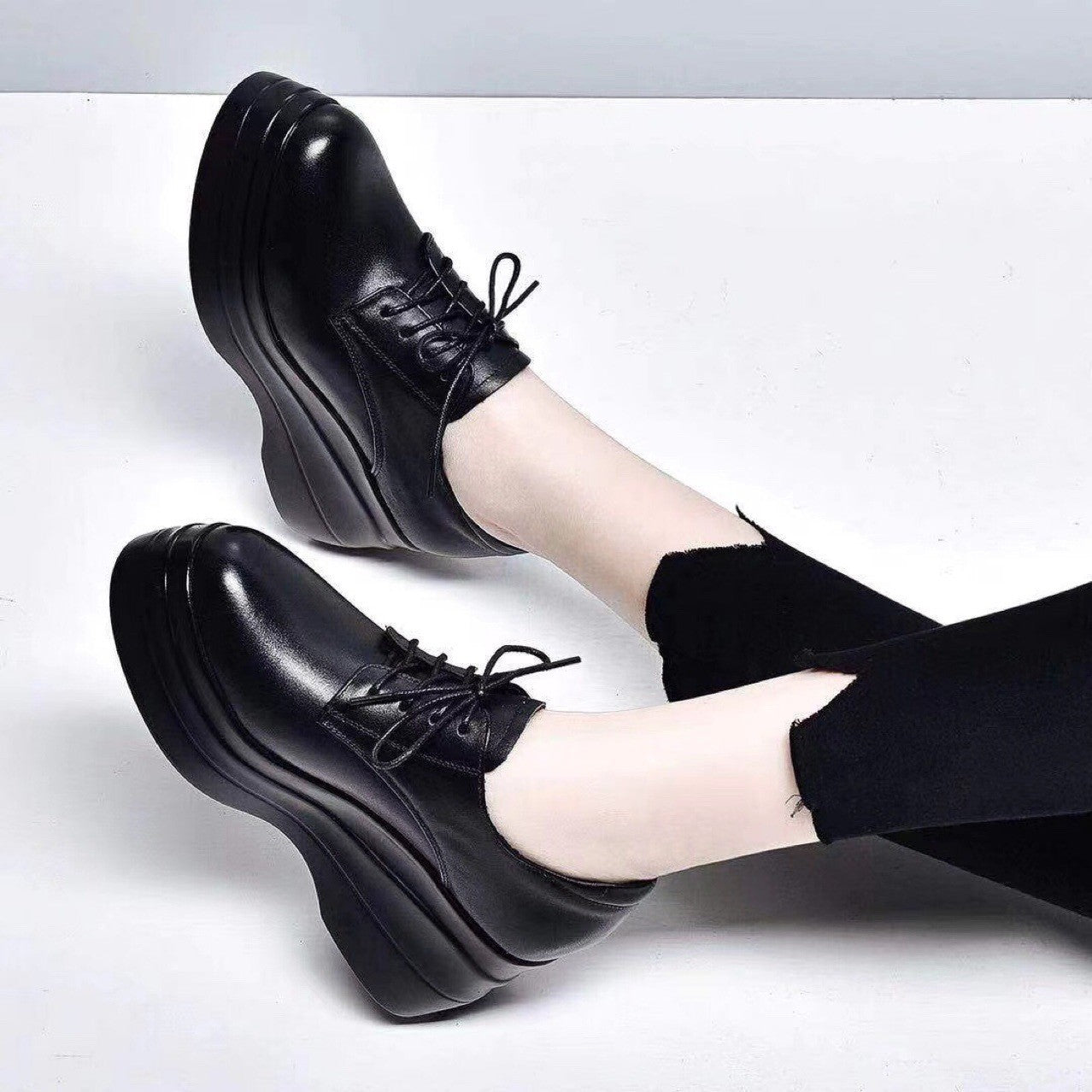 Women's Early Autumn Black Deep Mouth High Casual Shoes