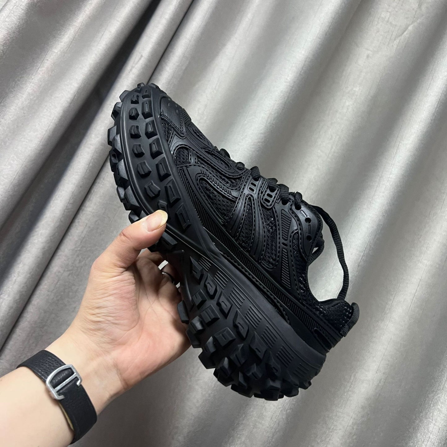 Unique Paris Fashion Black Beige Couple Sneakers