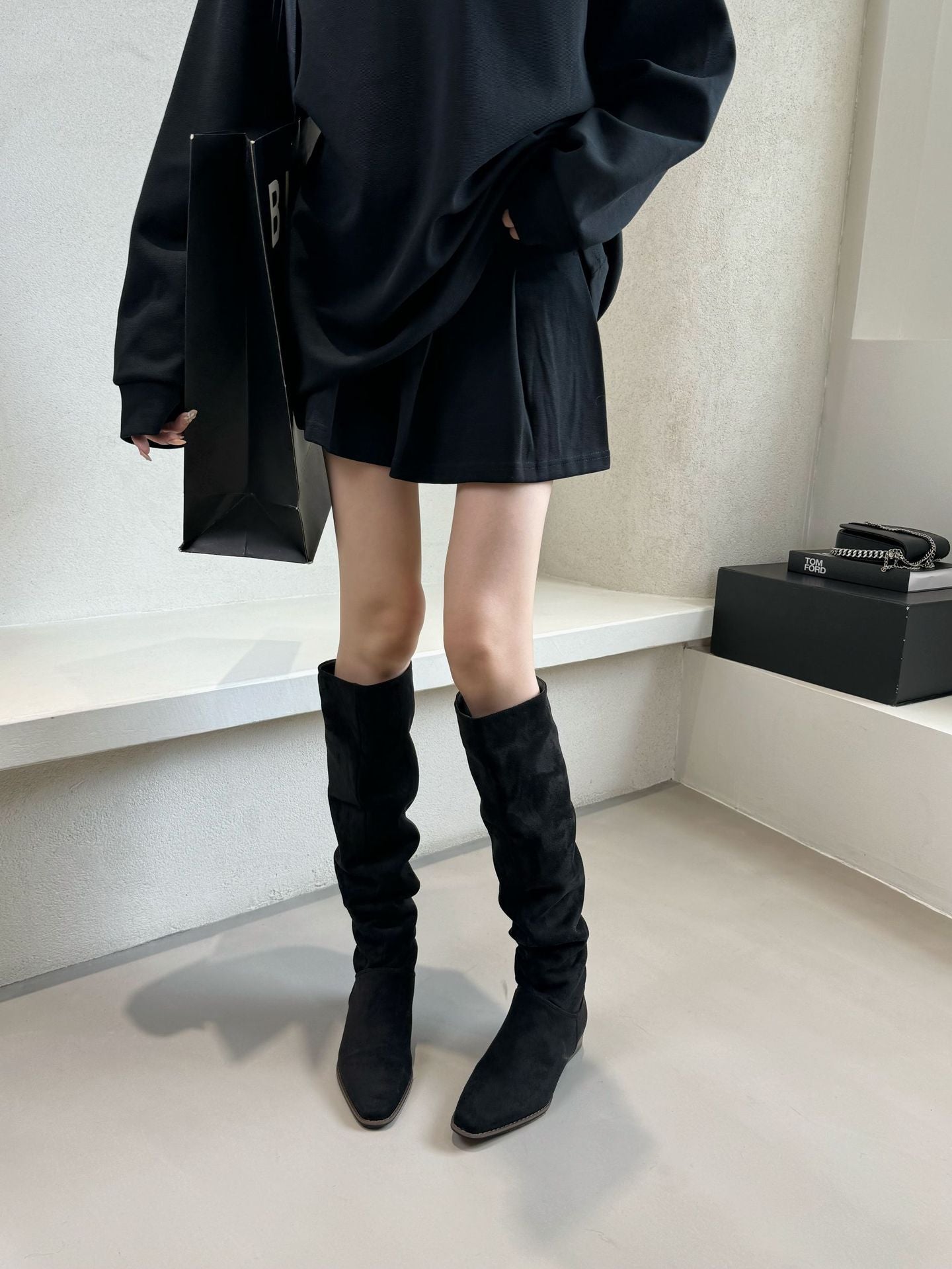 Style Retro Pointed Suede Long Female Wide Tube Boots