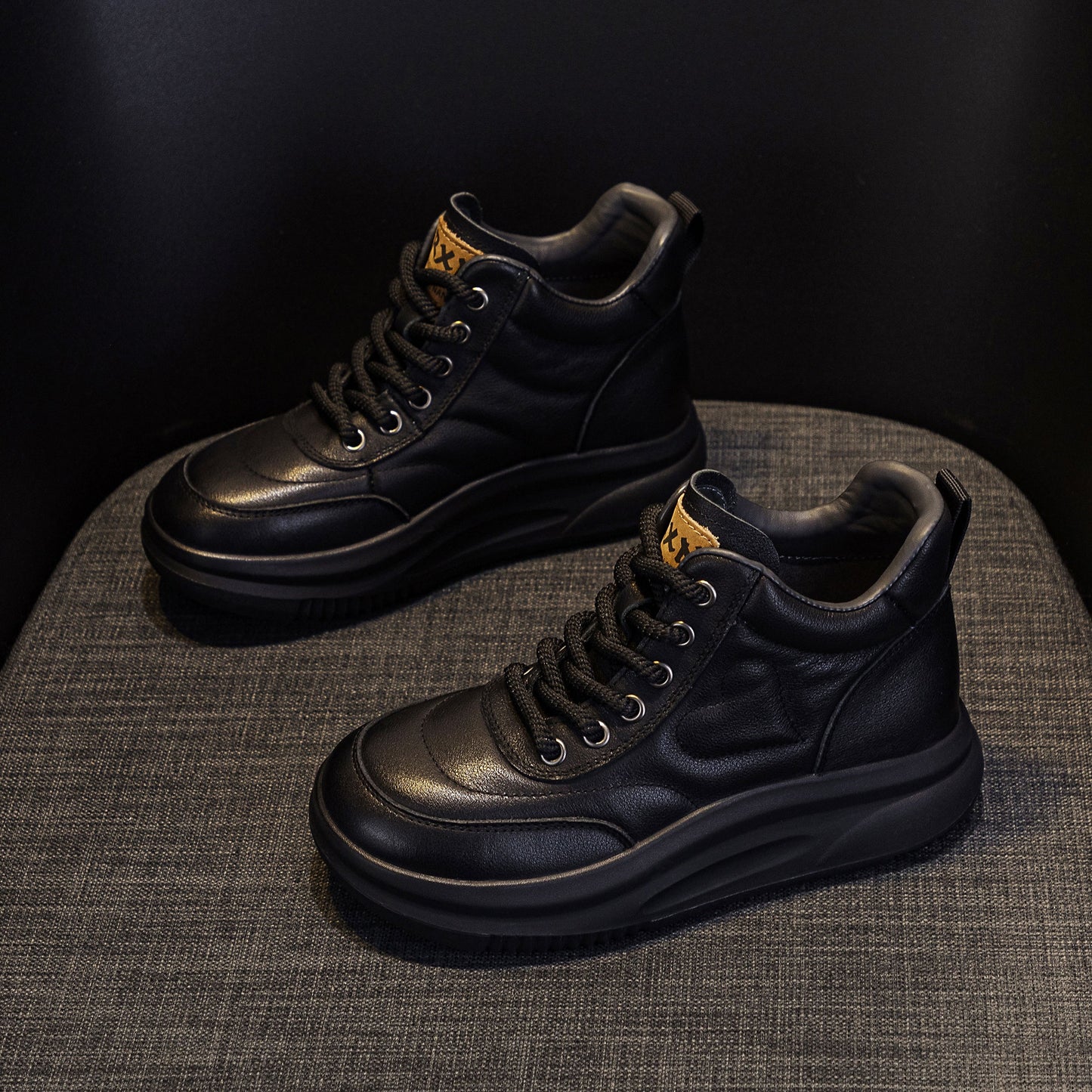 Women's Layer Cowhide Soft Bottom Color Matching Sneakers