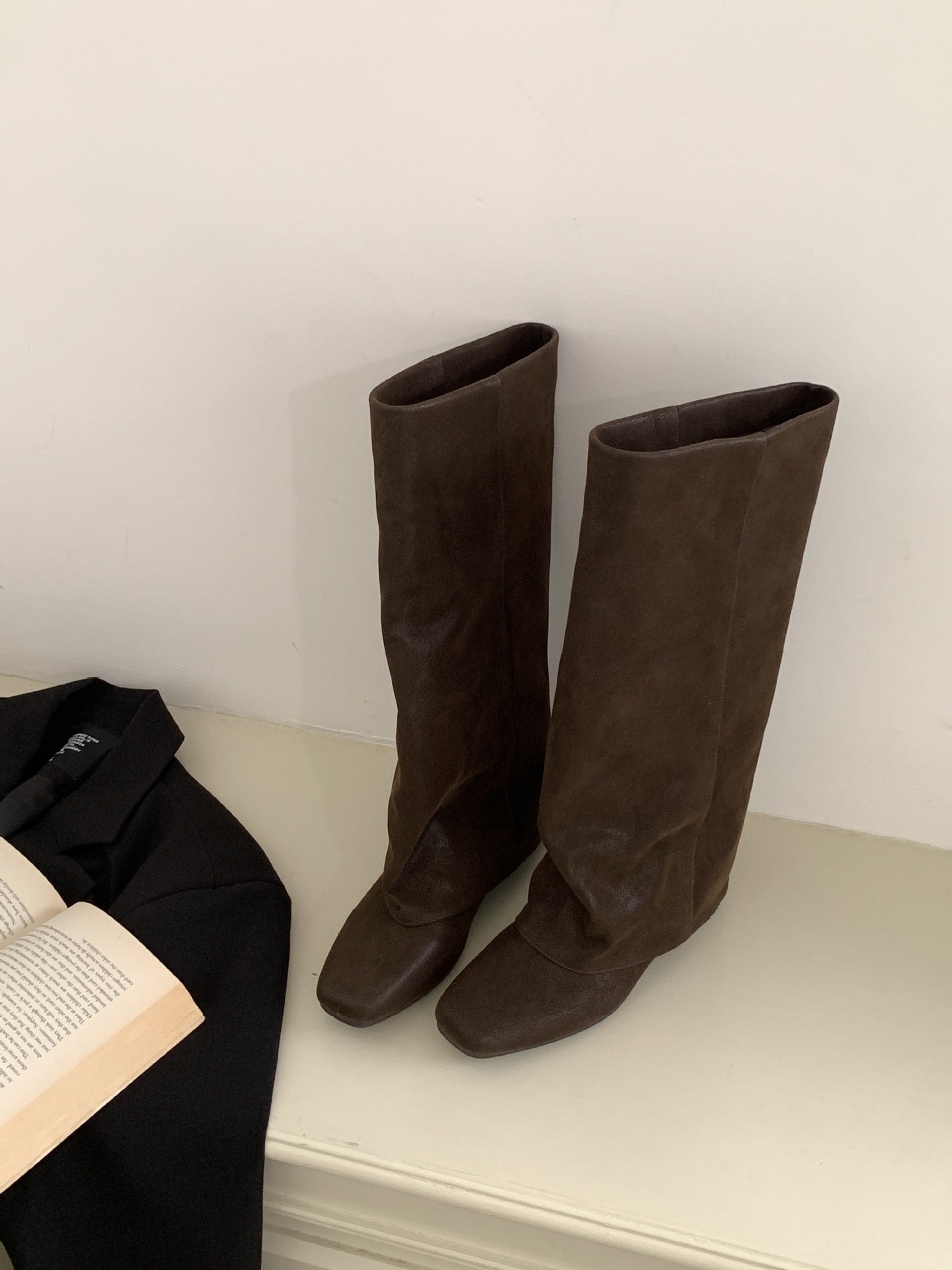 Retro Tall Knight Female Square Toe Pile Style Below The Boots
