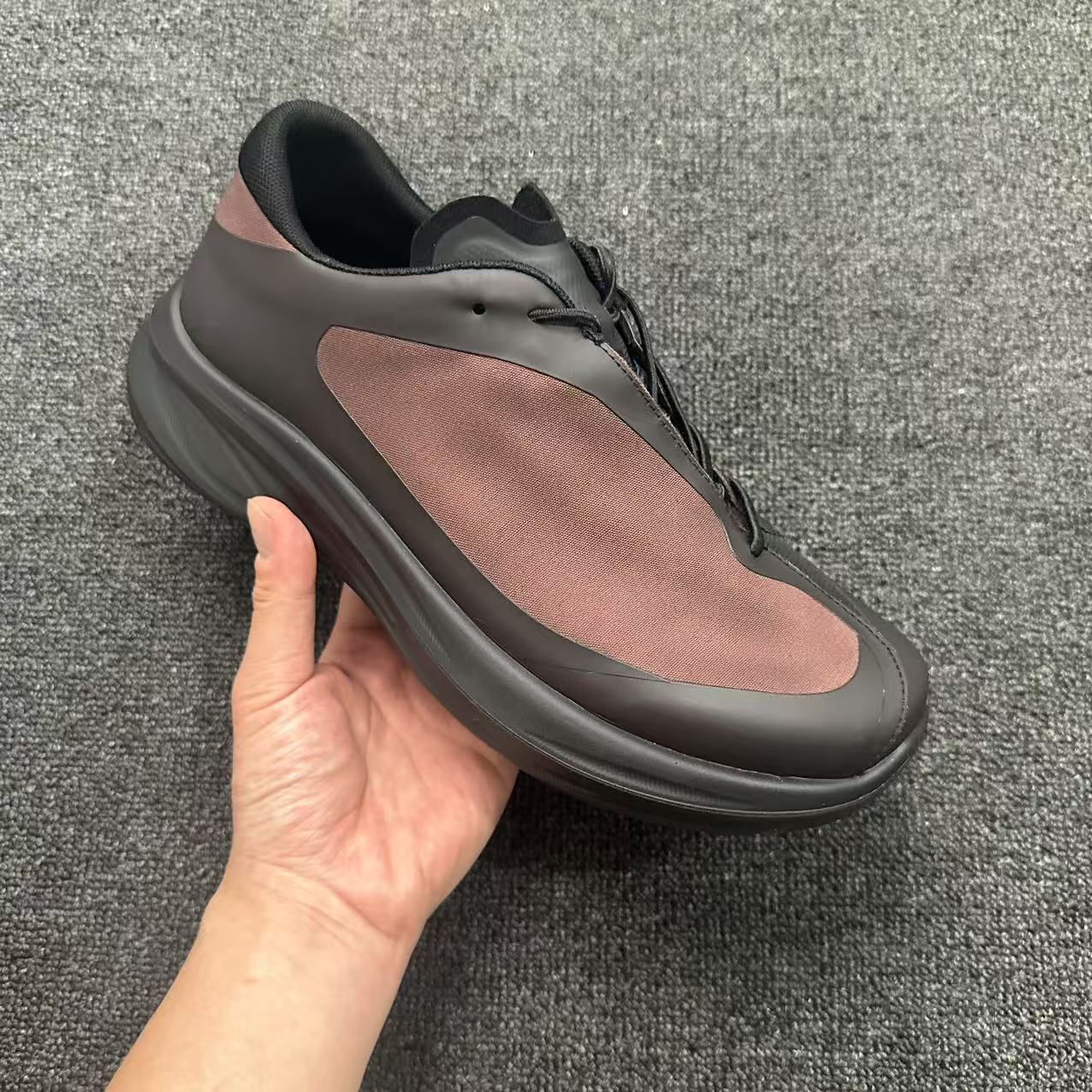Men's Niche Outdoor Hiking Soft American Light Comfortable Sneakers