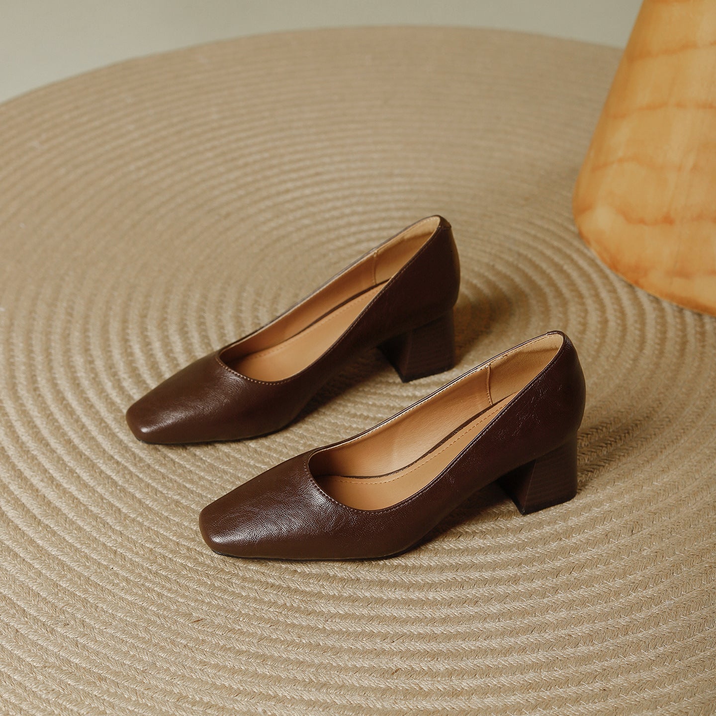 Women's Toe Chunky Pumps Simple Comfortable Spring Temperament Low-cut Vintage Commuter Heels