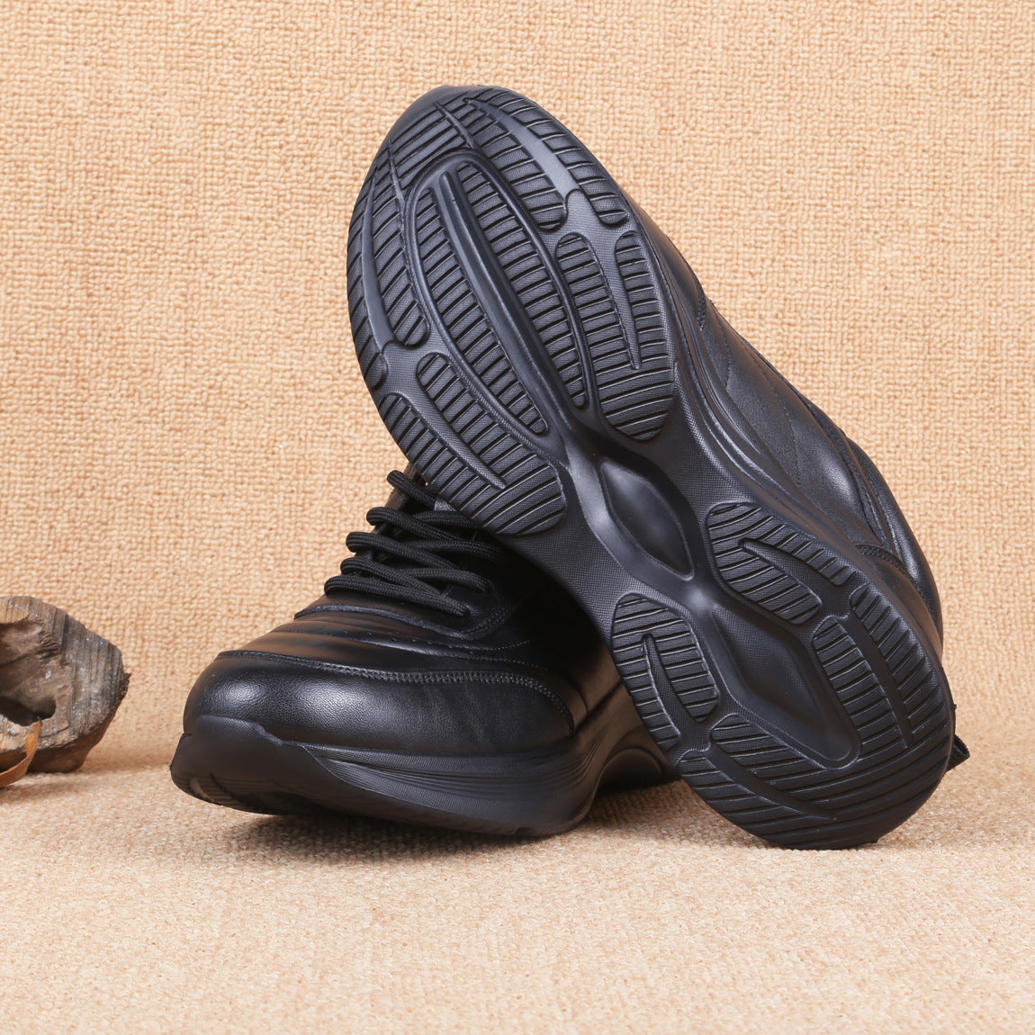 Men's Breathable Sports Outdoor First Layer Cowhide Leather Shoes