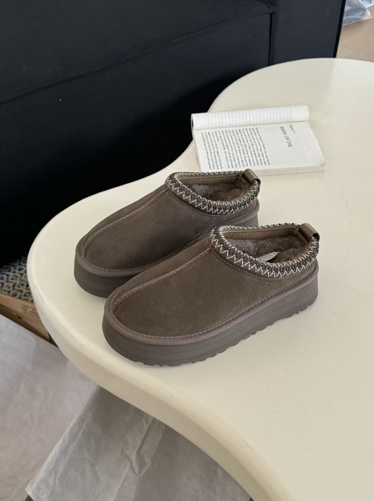 Women's Fur Integrated Ethnic Style Thick Bottom Winter Warm Women's Shoes