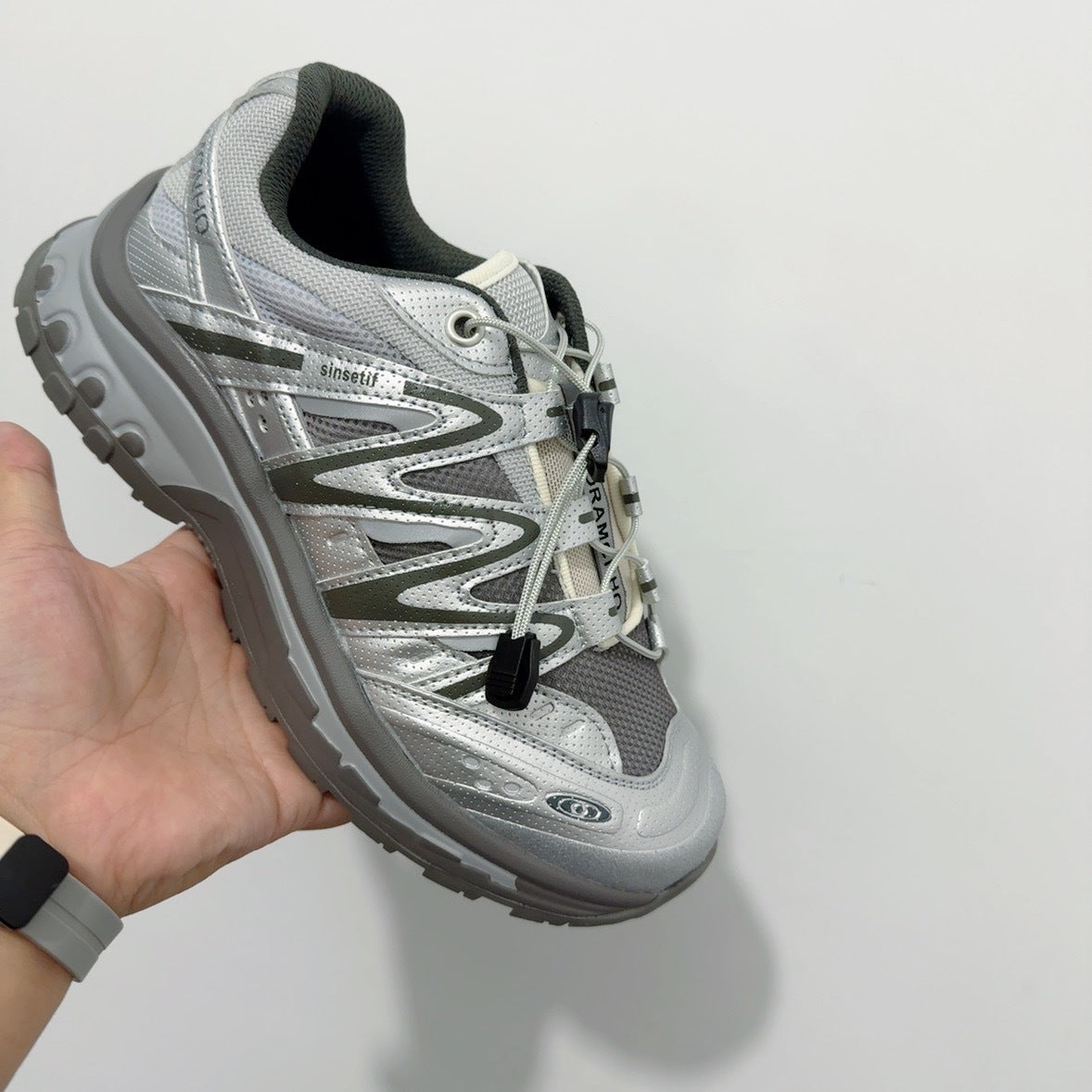 Women's & Men's Summer Sports Climbing Outdoor Breathable Running Thick-soled Sneakers