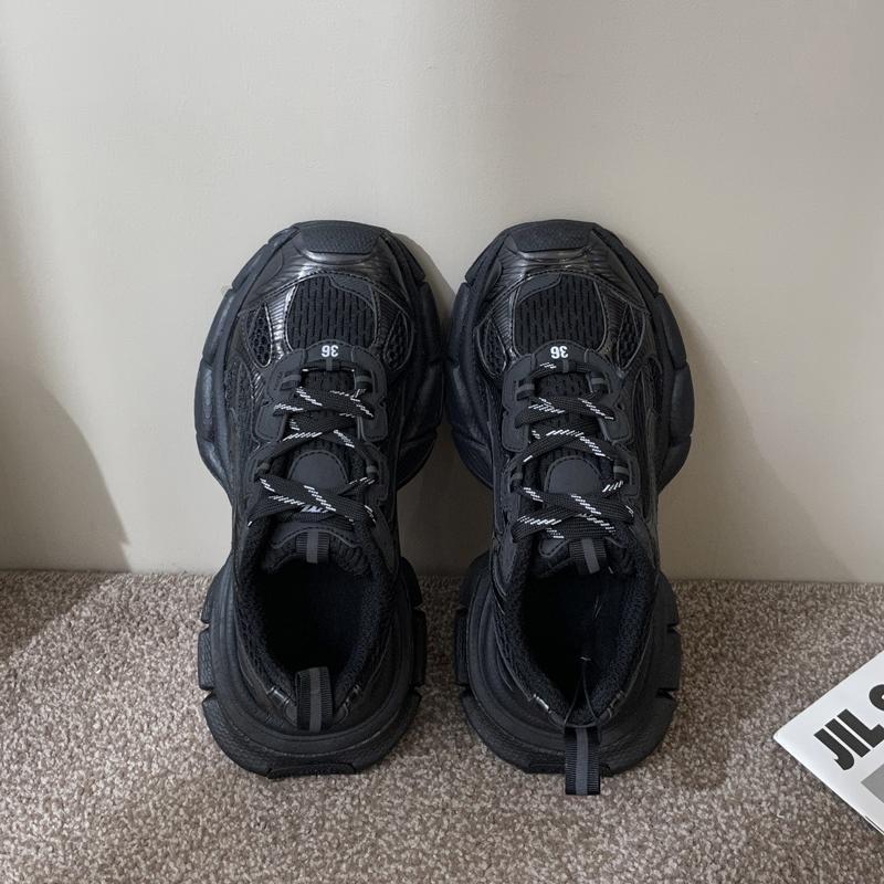 Women's Version Paris Generation Dad Black Gray Sneakers