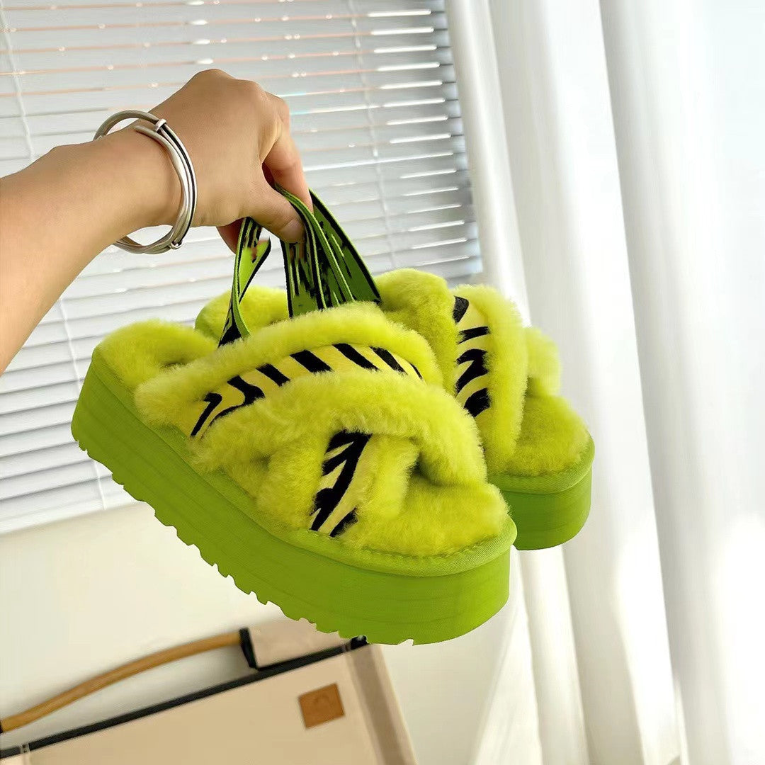Village Sheepskin Fur Integrated Cross Muffin Slippers