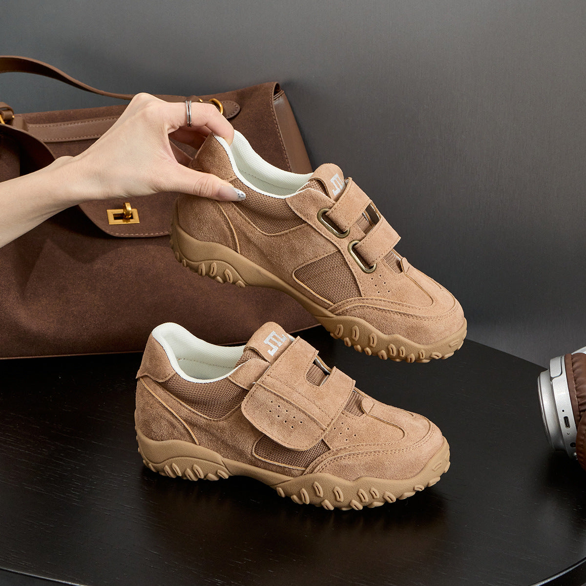 Women's Training For Small Size Height Increasing Insole Casual Shoes