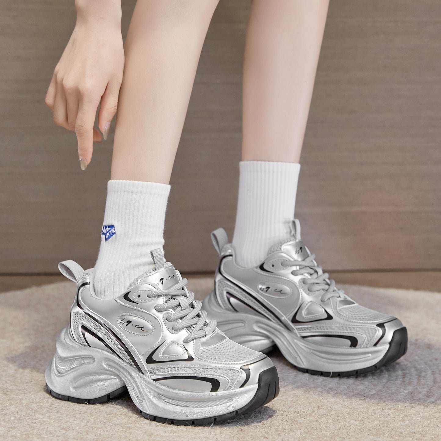 Women's Front Retro Platform Elevator Wild Summer Sneakers