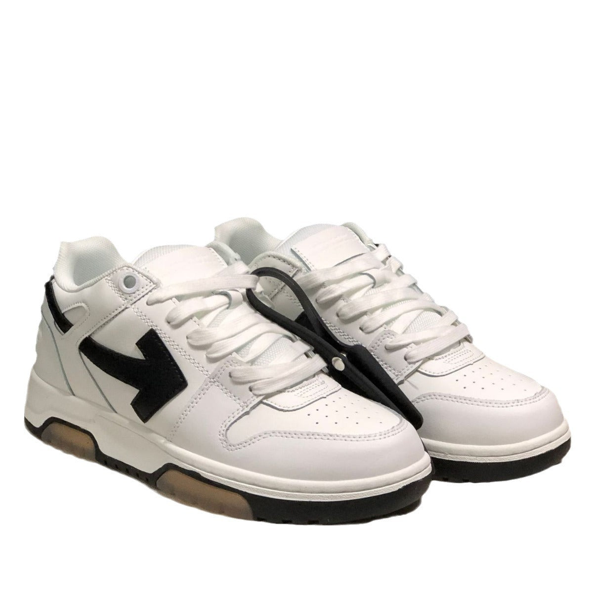 Women's & Men's Couple Street Board Comfortable Retro White Sneakers
