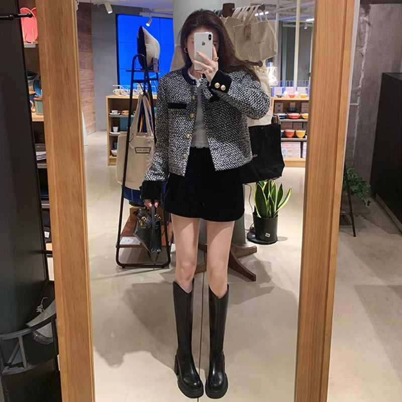 Women's Slimming V Cut Back Zipper Chunky Platform Boots
