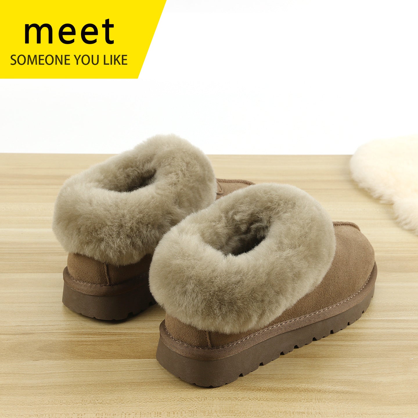 Women's Sheepskin Fur Integrated Mini Short Winter Snow Boots