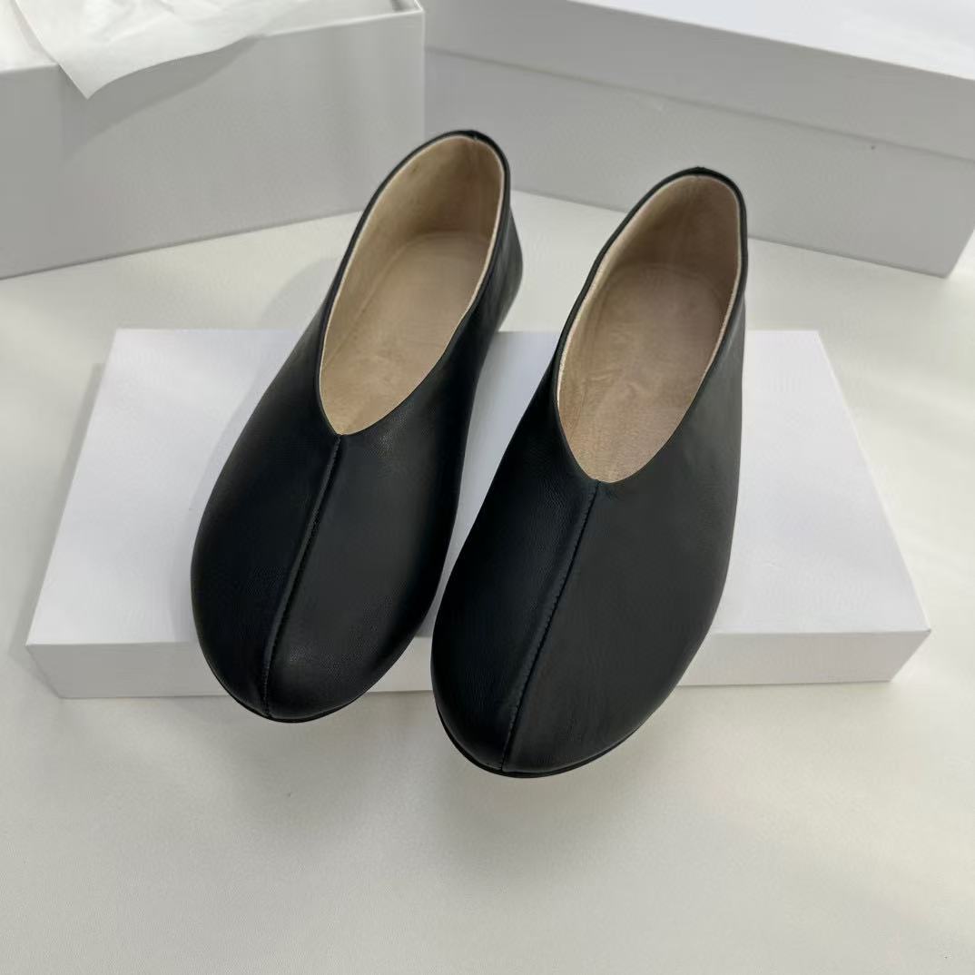 Small Era Niche Retro Soft Surface Sheepskin Shallow Mouth Flat Women's Fashion Shoes