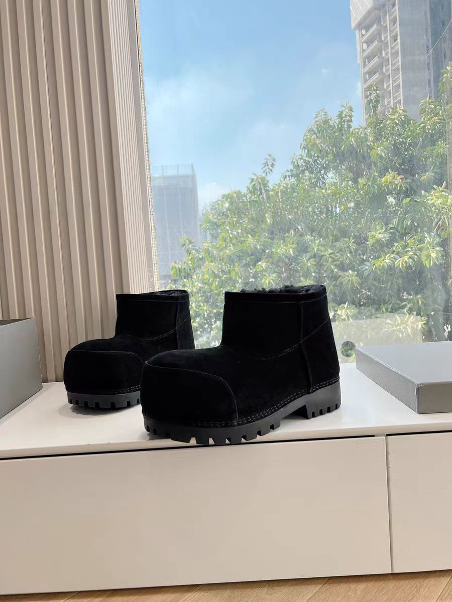 Solid Color Genuine Fur Big Toe Snow Boots